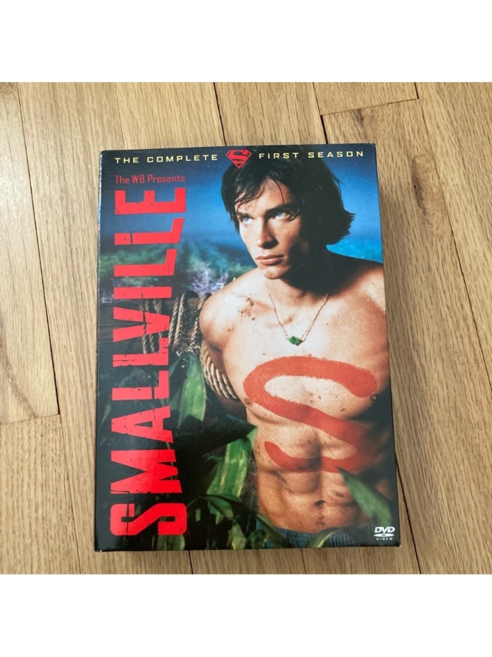 Smallville: The Complete First Season DVD - Red Cover
